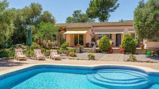 Sunny country house in idyllic Son Font Sunny country house in idyllic Son Font